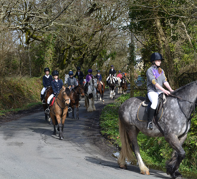 horse-riding-lesson-hazelwood-stables-12